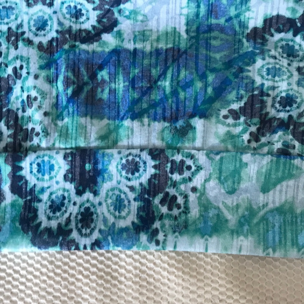 Curious Gypsy pullover top - Picture 5 of 5